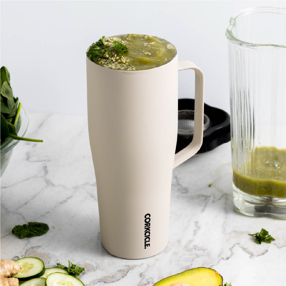 cold-cup-xl-o4 588f4a27c4cf--2230CLT-lifestyle.jpg