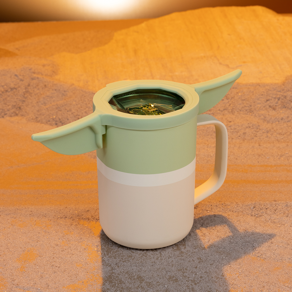 star-warstm-coffee-mug-q1 cb49bfa7ad2c--CRK-poolboy-AUG-2021-Starwars-14.png